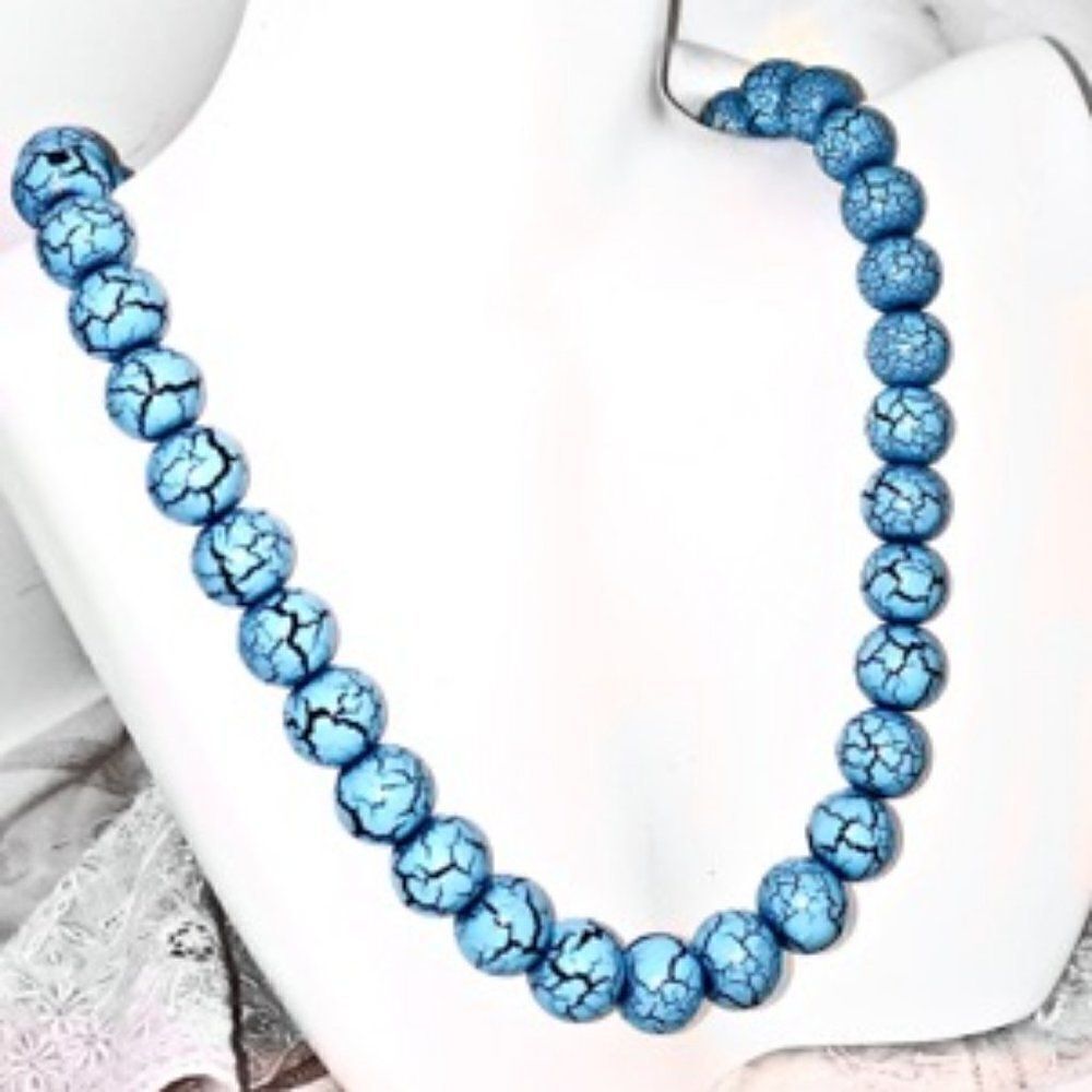 VTG TURQUOISE GLASS CRACKLE BEAD NECKLACE 18"-20"